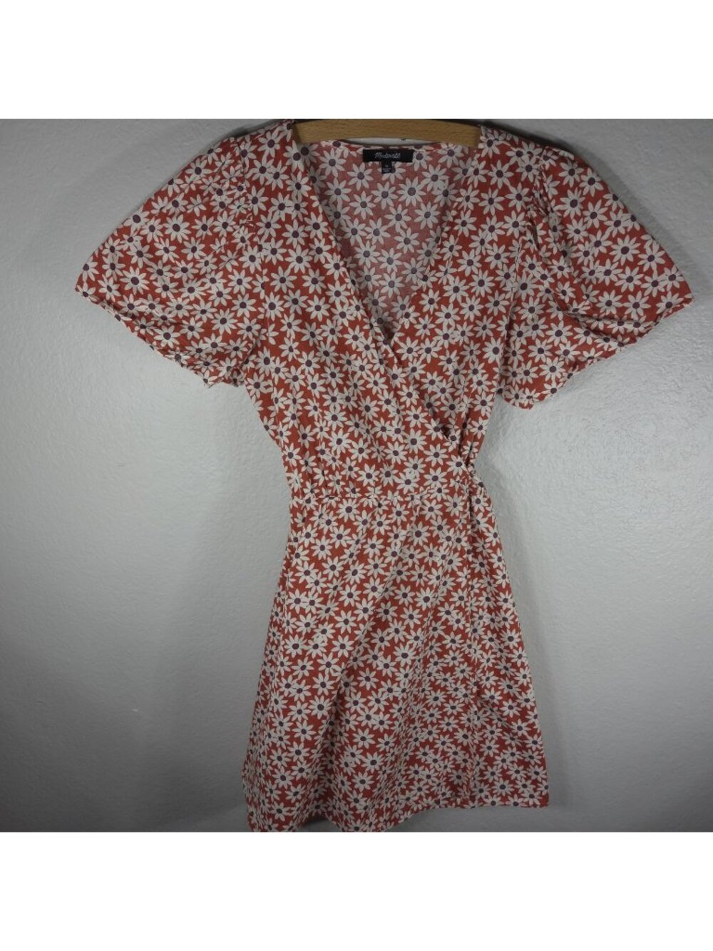 Madewell Wrap Dress Midi Size M Daisy Floral Short Sleeve Dusty Orange V-Neck